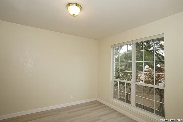 4 bed, 2.5 bath, 2653 sqft, $2,300 — Photo 4