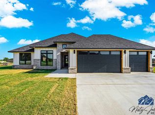 5465 NE Minnow Ln, Elgin, OK 73538