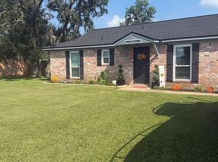 124 Hutson Ln, Brazoria, TX 77422