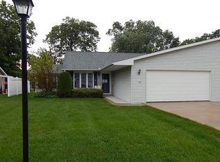 169 Riviera Dr, Michigan City, IN 46360