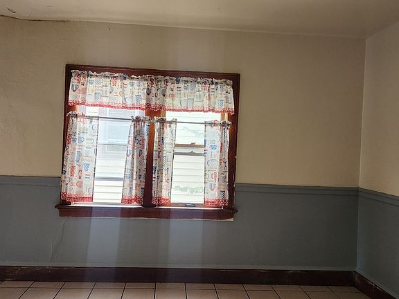 3rd image of 3335-3337 N 25th St