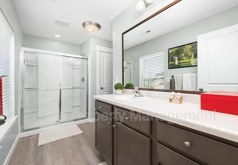 4438 E Hurstbourne Dr — Photo 18