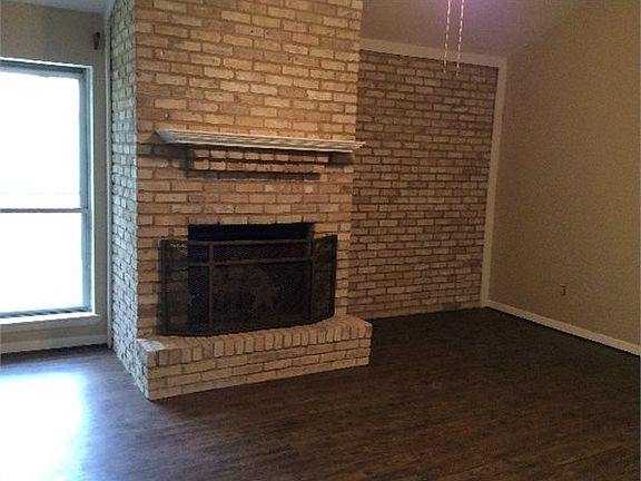 4th image of 1132 County Road 227