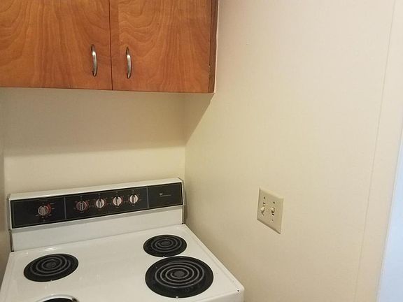 3rd image of 613 W Emerson St APT 102