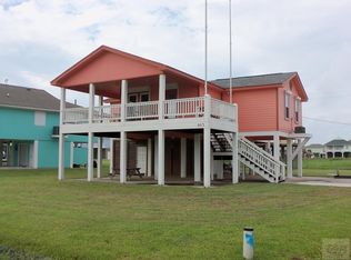 953 Sea Breeze, Crystal Beach, TX 77650