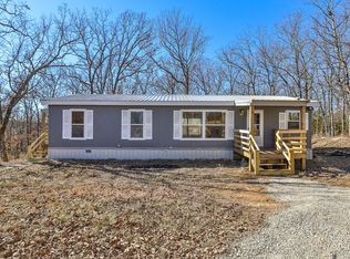 455 State Road B, Phillipsburg, MO 65722