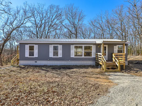 455 State Road B, Phillipsburg, MO 65722