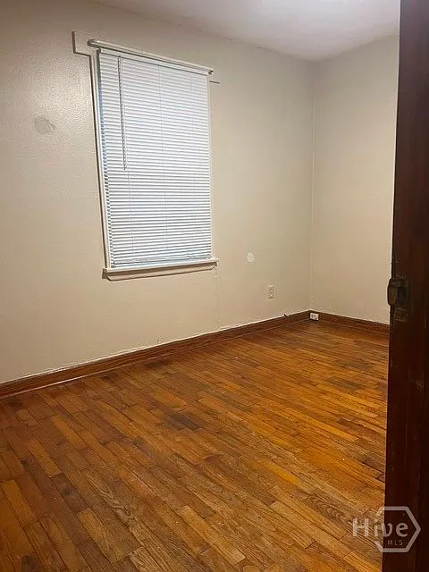 2 bed, 1.0 bath, 675 sqft, $850 — Photo 3