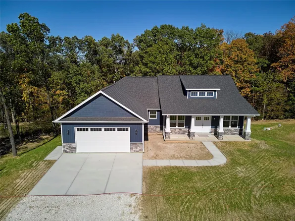 111 Merz Meadows Dr, Troy, MO 63379