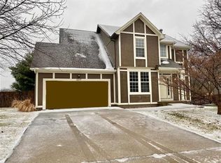 3217 SW 11th Street Cir, Blue Springs, MO 64015