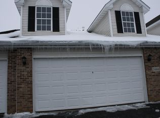 2000 Trillium Trl UNIT B, Poplar Grove, IL 61065