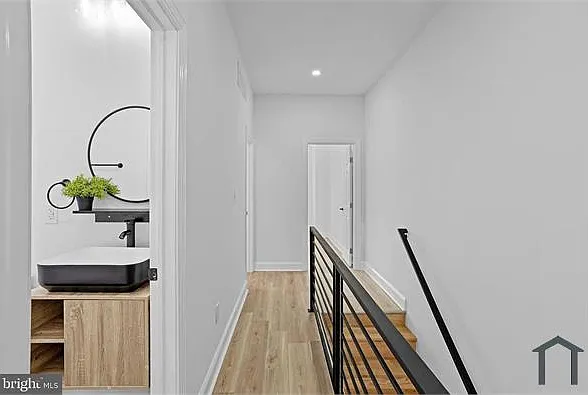 2319 N Fawn St — Photo 1