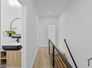 2319 N Fawn St, Philadelphia, PA 19133