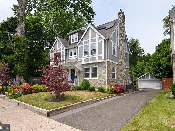2nd image of 114 School Ln