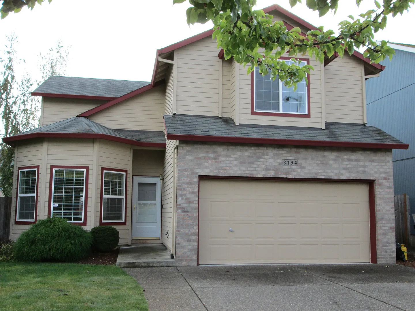 3194 SE Tumblestone Drive ~ Freshly Updated Home — Photo 1