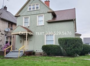 1336 Woodland Ave NW, Canton, OH