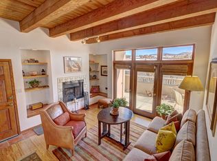 711 Viento Dr, Santa Fe, NM 87501