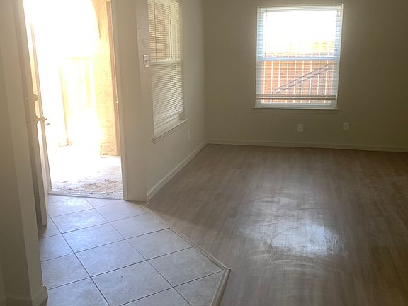 5th image of 2828 Palo Verde Dr NE APT B