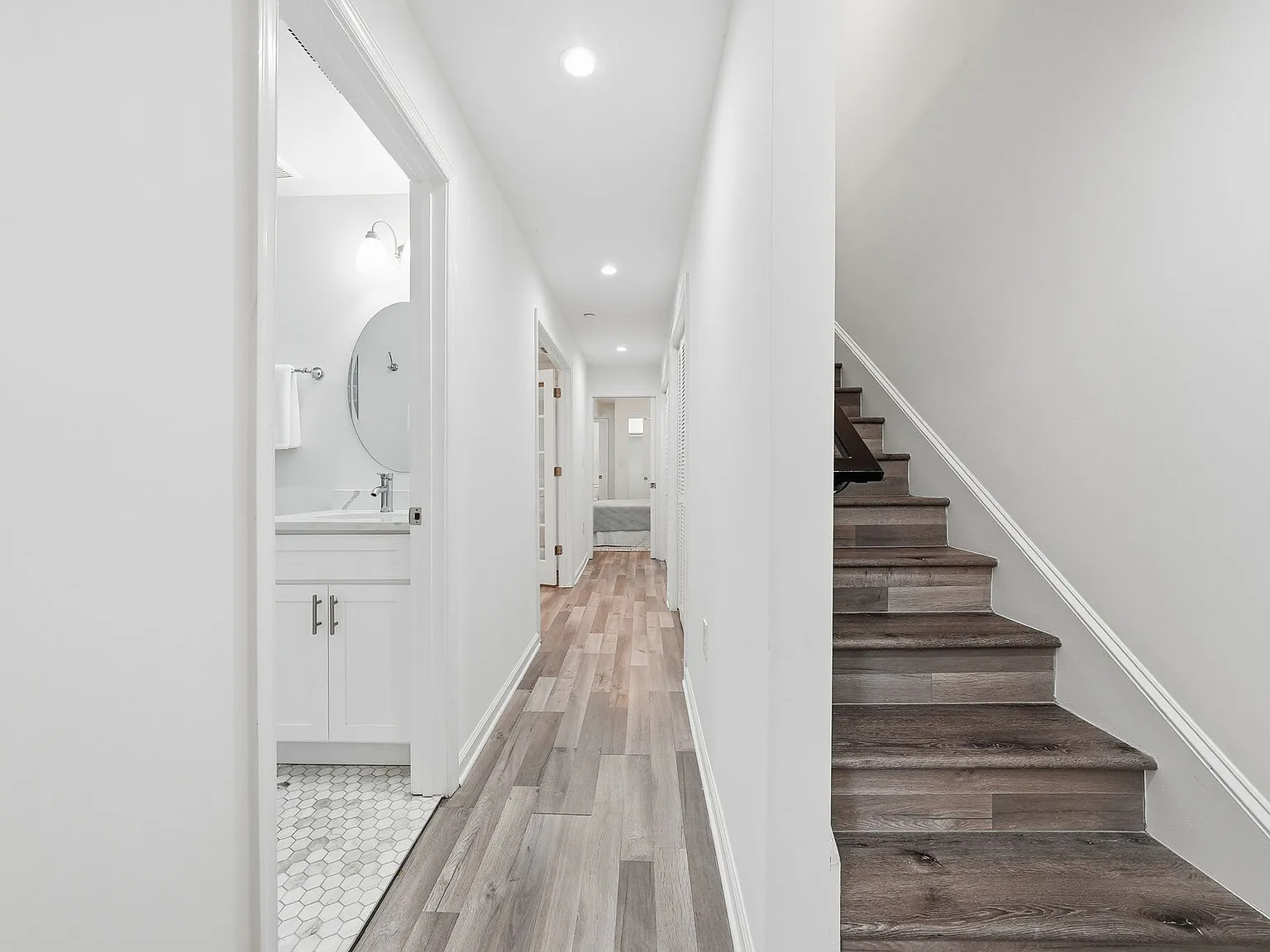 3 bed, 2.5 bath, 1220 sqft, $3,000 — Photo 3