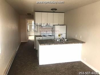 3rd image of 9618 Pacific Ave APT 10