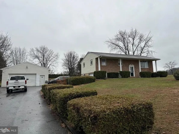 2562 Long Ln #L-0004, Lebanon, PA 17046