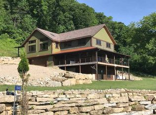 1848 Kains Switch Ln #8, Lansing, IA 52151