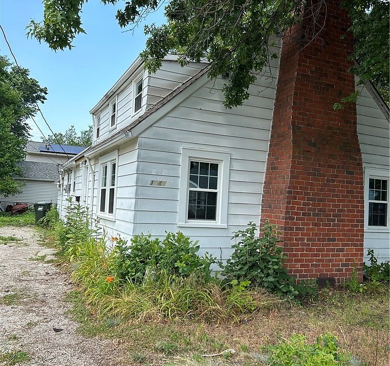 1st image of 1040 Windermere Dr