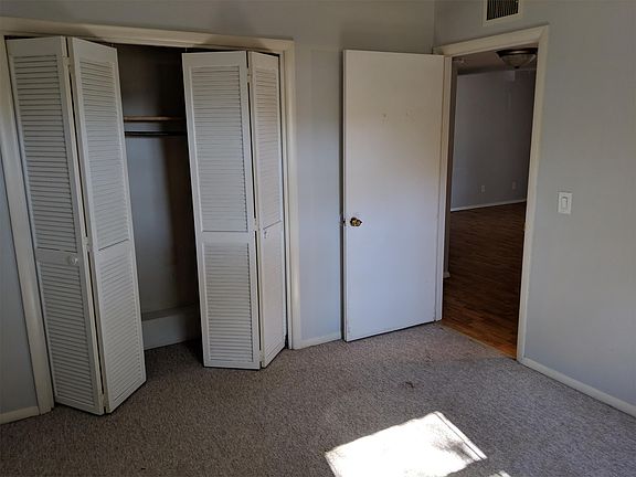 5th image of 1501 E Holston Ave APT 1