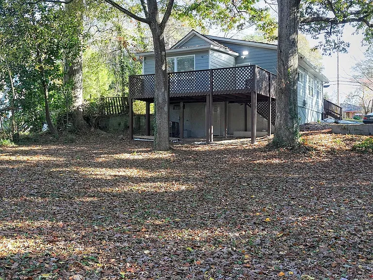 2085 Browns Mill Rd SE — Photo 24