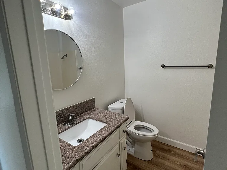 2511 W Sunflower Ave #T12 — Photo 11