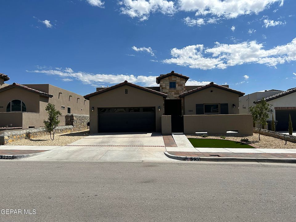 1st image of 220 Emerald Sun Dr