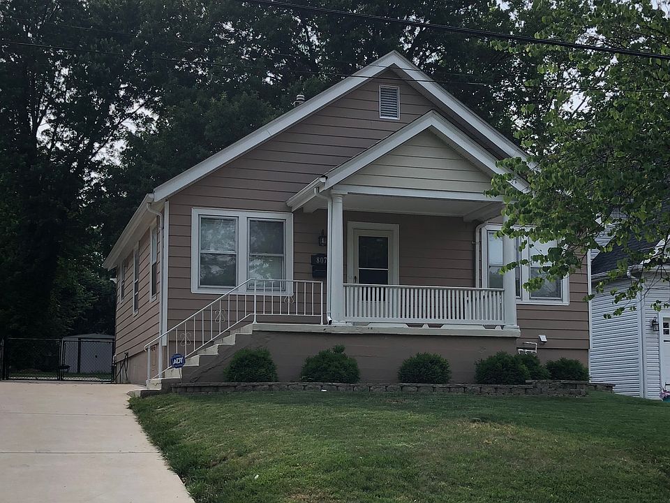 1st image of 807 Evans Ave