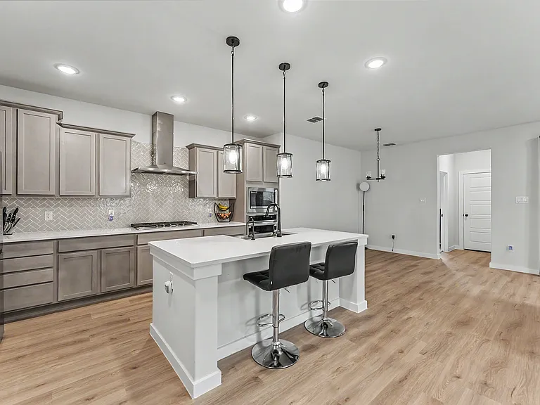 16515 Rosemary Rdg — Photo 4
