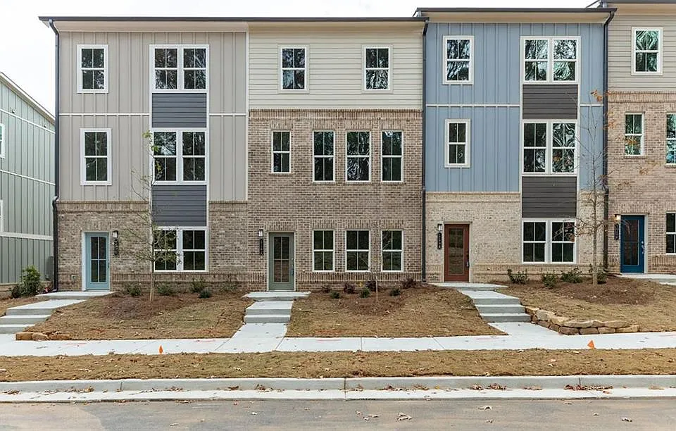 1162 Buice Lake Pkwy