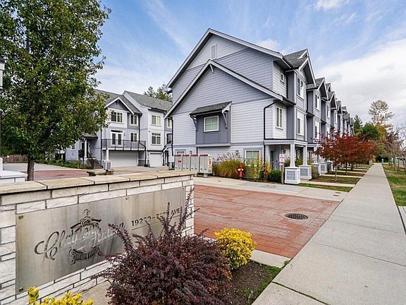 3rd image of 19239 70th Ave