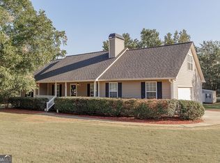 15 Shannons Ln, Comer, GA 30629