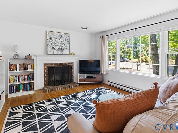 3rd image of 10116 Bayham Dr
