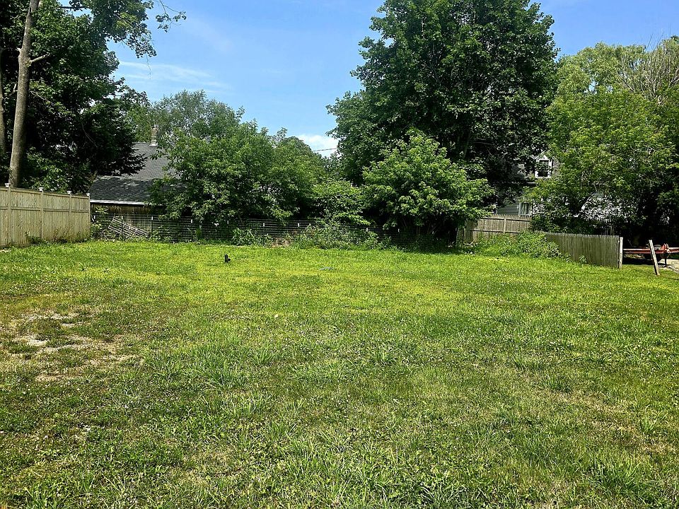 2nd image of 22 Crescent Street