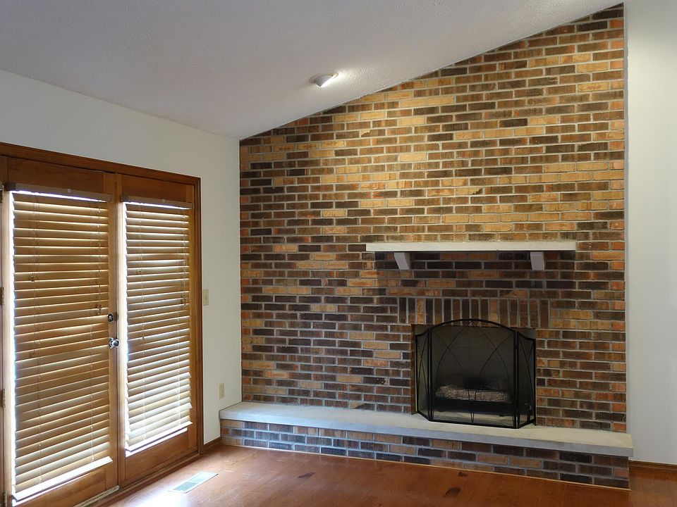 Living Room Fireplace & Patio Door