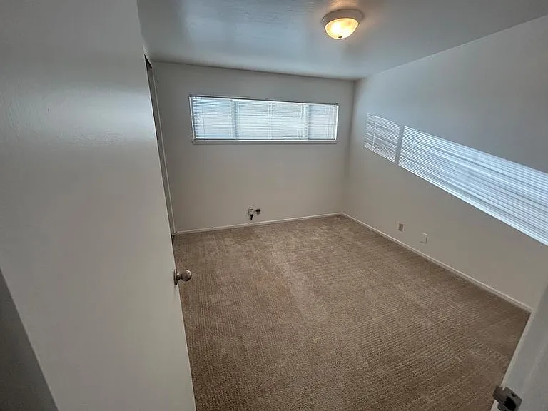 335 Alcatraz Ave #203 — Photo 8