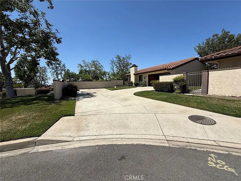 860 Calle Del Sol — Photo 3
