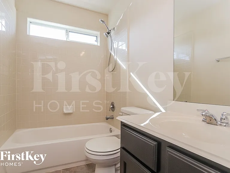 16318 River Wood Ct — Photo 13