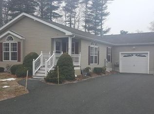 707 Pheasant Ln, Middleboro, MA 02346