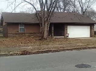 701 W Lois St, Springfield, MO 65807