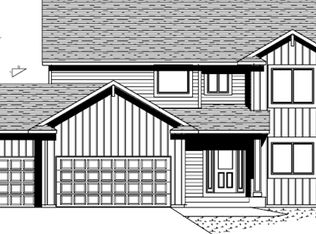 3143 Frattalone Rd, Vadnais Heights, MN 55127