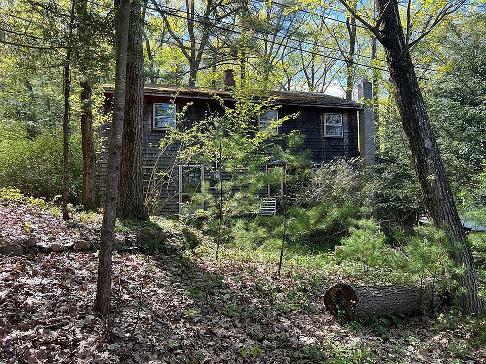 1st image of 220 Swan Pond Rd