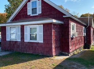 48 Tyngsboro Rd, Dracut, MA 01826