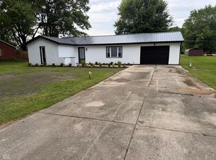 814 Earl Ave, Middletown, IN 47356