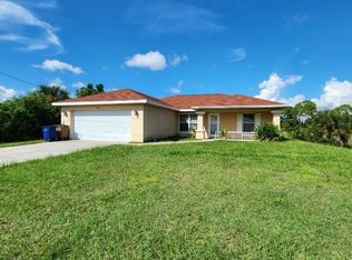 1004 Columbus Blvd, Lehigh Acres, FL 33974