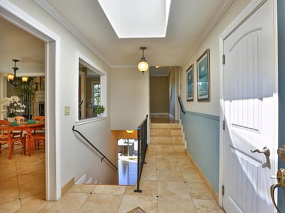 3rd image of 3357 Oak Knoll Dr